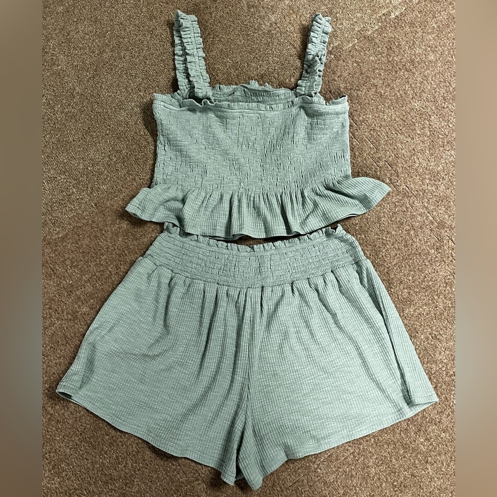 Lulus 2pc Short Set - Picture 2 of 4